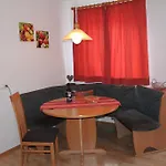 דירה Kroessbacher ניוסטיפט אים סטובאיטל